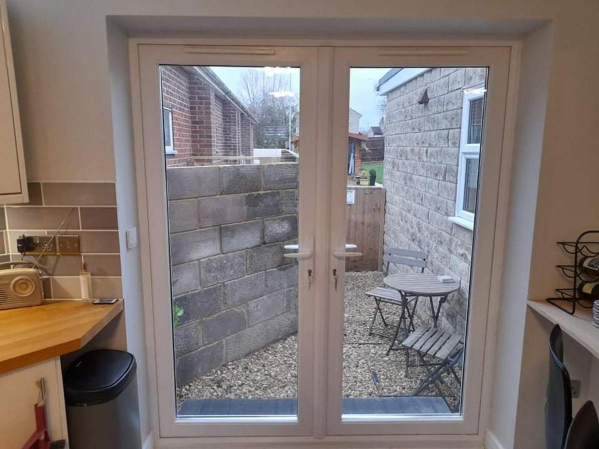 Outstanding Modern 1-Bed House In Chippenham Chippenham (Wiltshire) Bagian luar foto